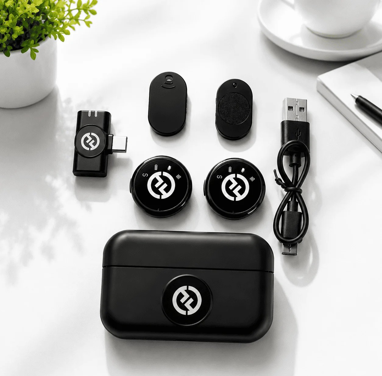 Hollyland LARK M2 Wireless Microphone – প্রফেশনাল অডিও এখন হাতের মুঠোয়!